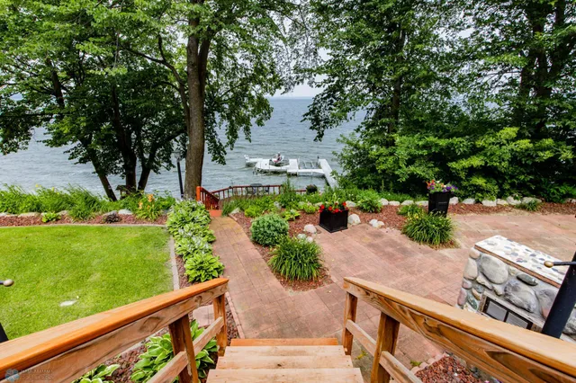 $889,000 | 24295 Matson Point Trail, Pelican Rapids, MN 56572