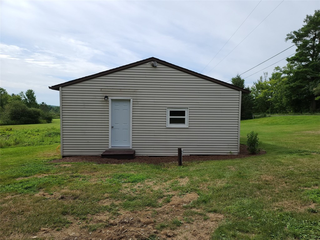 806 Sapbush Road Triangle, NY 13746 - Photo 3 of 30 Gallery Image 3