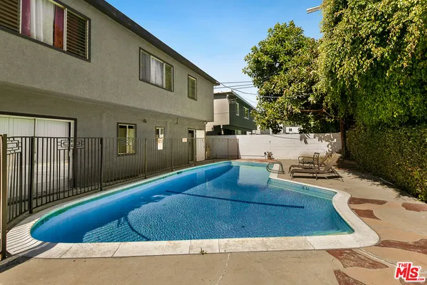 $2,275 | 4136 Grand View Boulevard, Unit 4, Los Angeles, CA 90066