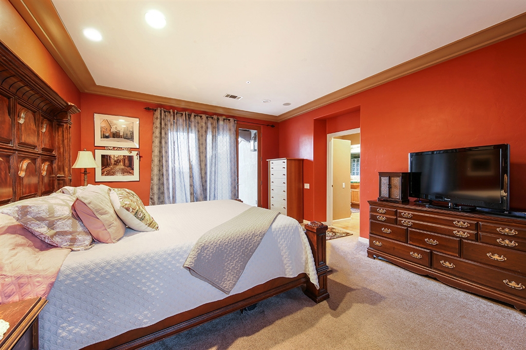 8905 Detwiler Road Escondido, CA 92029 - Photo 12 of 18