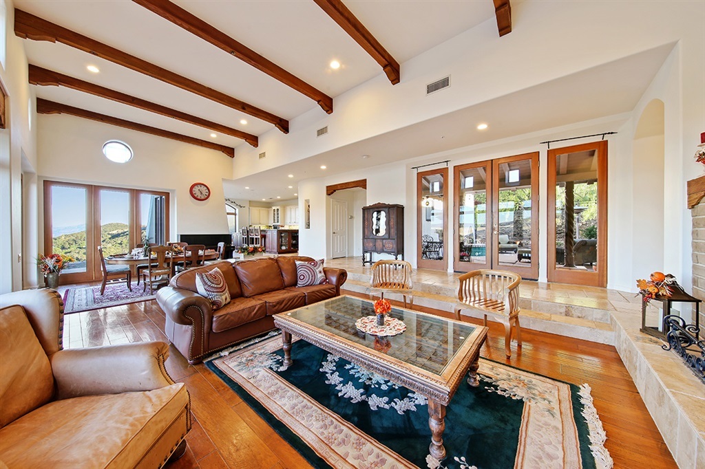 8905 Detwiler Road Escondido, CA 92029 - Photo 5 of 18