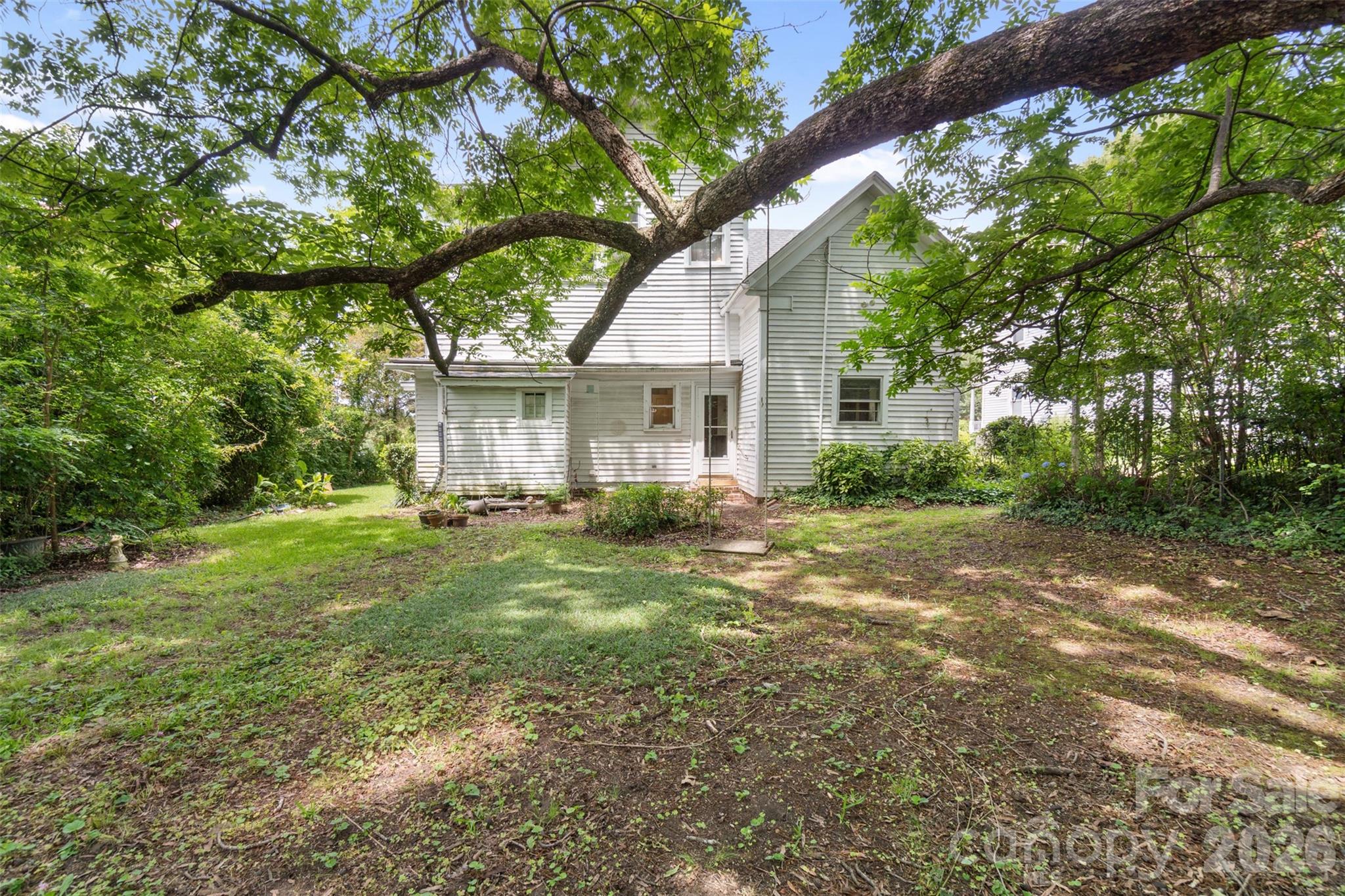 215 South Rutherford Street Wadesboro, NC 28170 - Photo 4 of 31