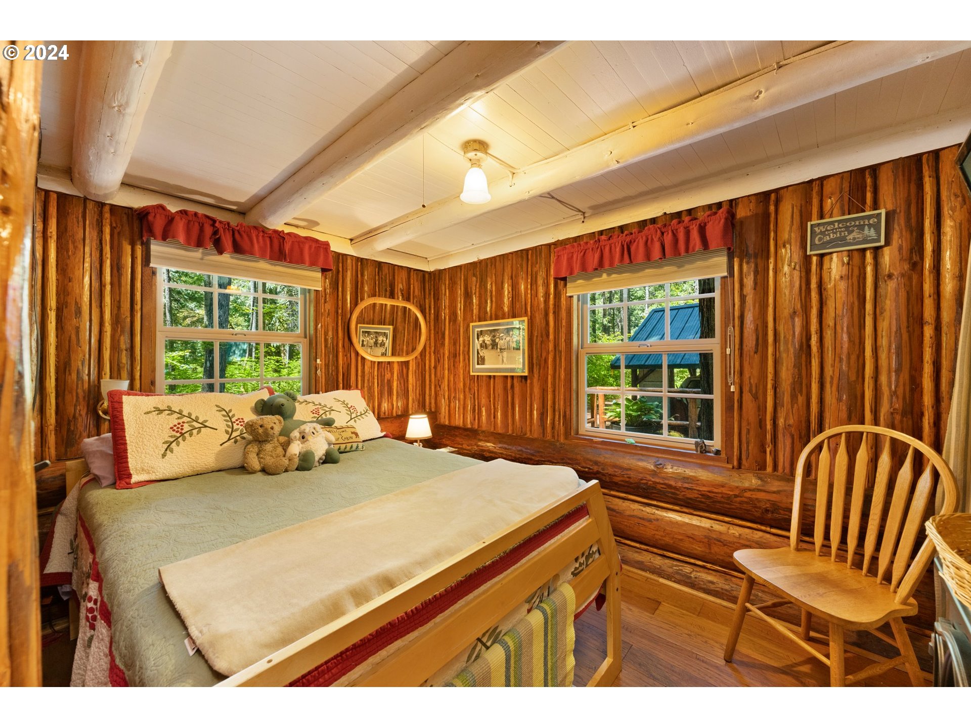 57096 North Bank Road, Unit 6 Blue River, OR 97413 - Photo 13 of 41 Gallery Image 13