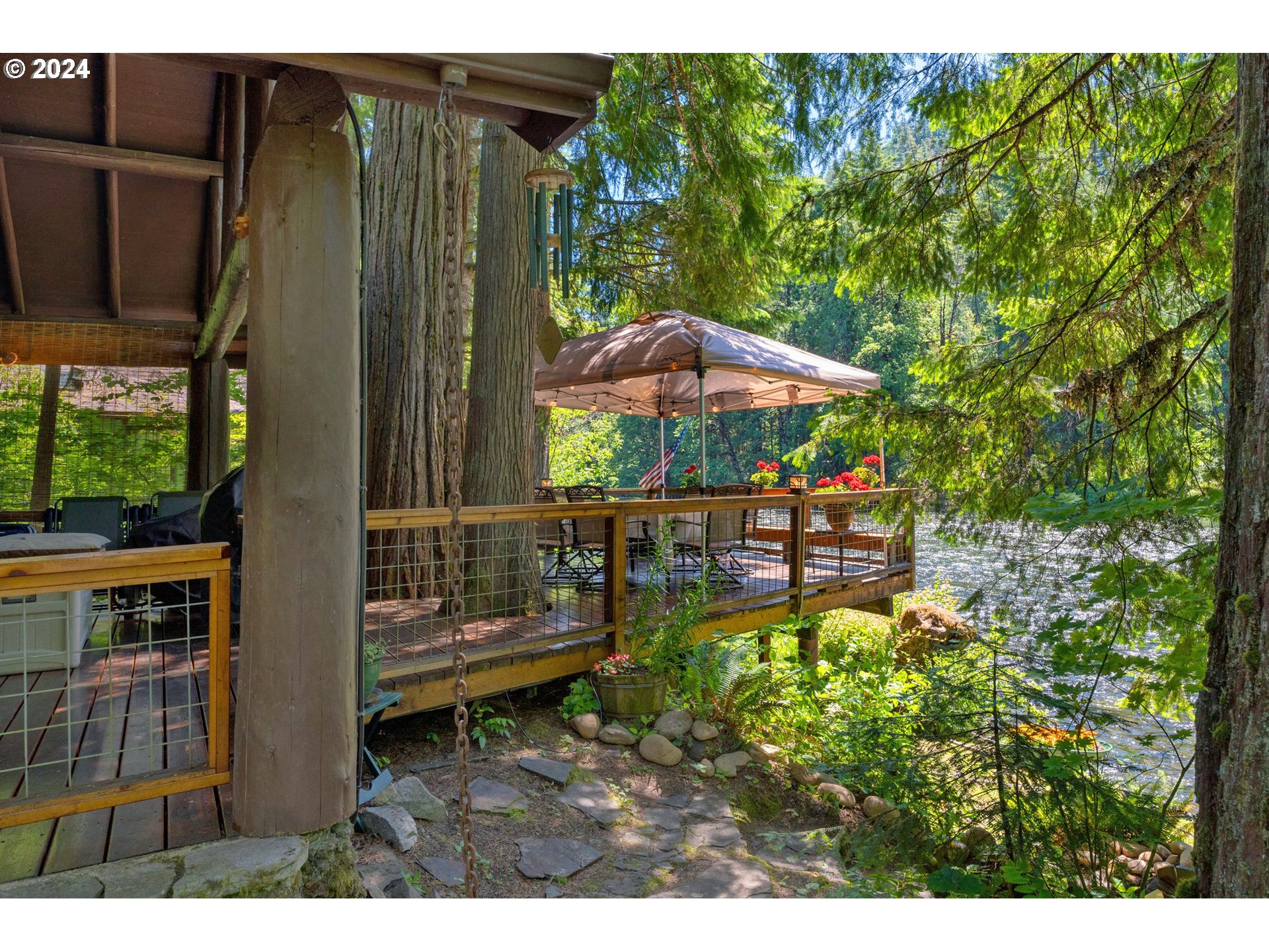 57096 North Bank Road, Unit 6 Blue River, OR 97413 - Photo 29 of 41 Gallery Image 29