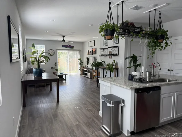 $1,745 | 5415 Tourmaline Loop, San Antonio, TX 78222