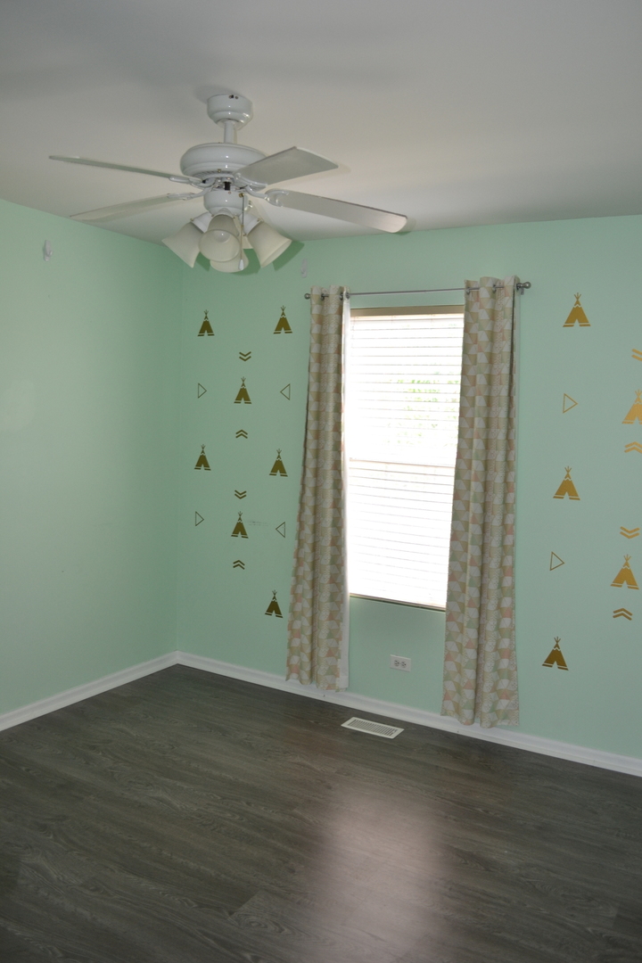 169 Springbrook Trail South Oswego, IL 60543 - Photo 17 of 18