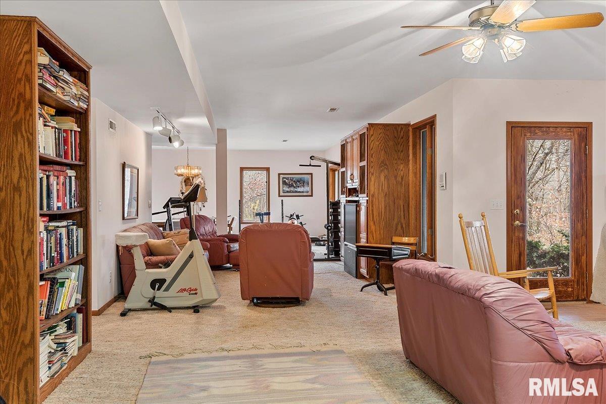 405 Clipper Road Springfield, IL 62711 - Photo 62 of 92