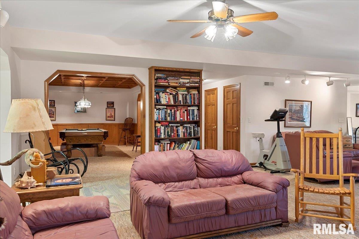 405 Clipper Road Springfield, IL 62711 - Photo 66 of 92