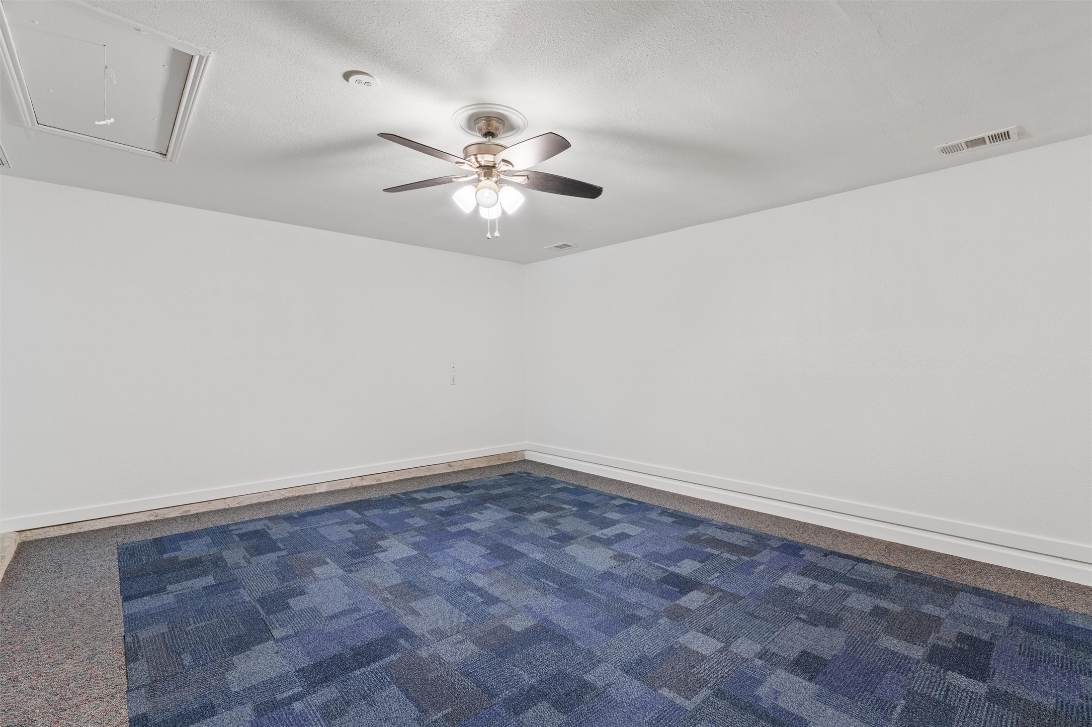 2005 East 19th Street Georgetown, TX 78626 - Photo 28 of 37