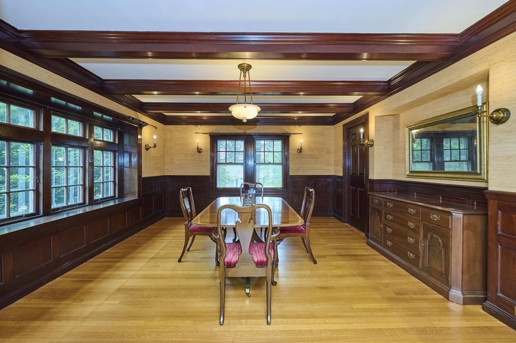 92 Dean Road Brookline, MA 02445 - Photo 12 of 42