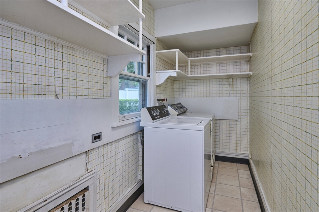 92 Dean Road Brookline, MA 02445 - Photo 16 of 42