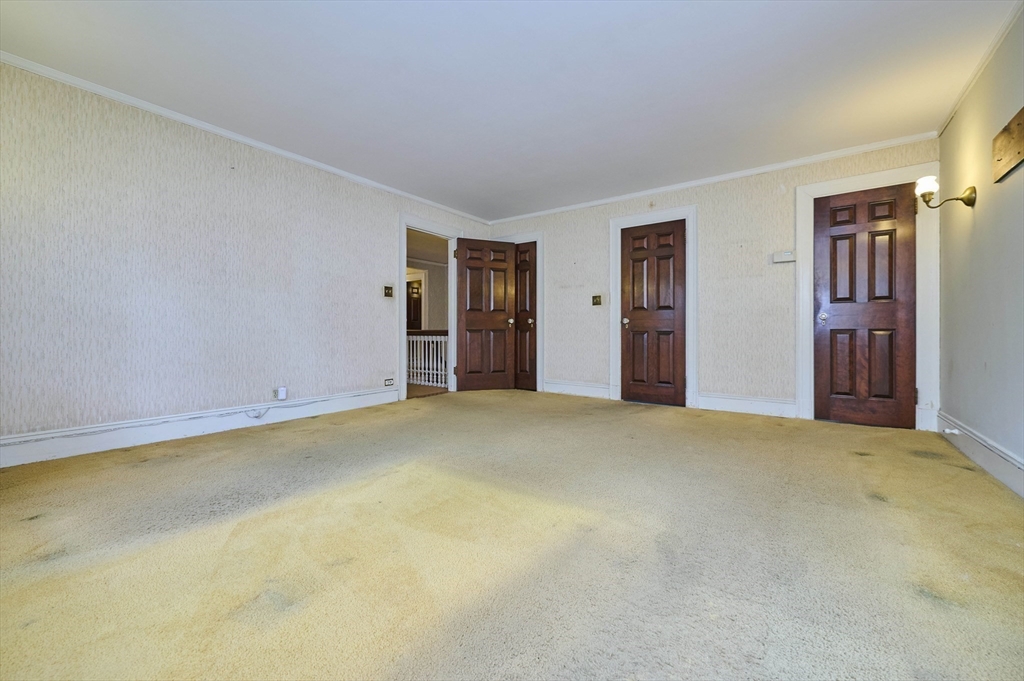 92 Dean Road Brookline, MA 02445 - Photo 20 of 42