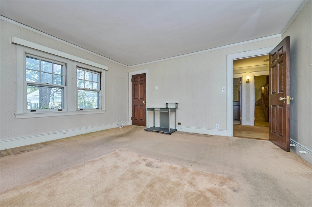 92 Dean Road Brookline, MA 02445 - Photo 24 of 42