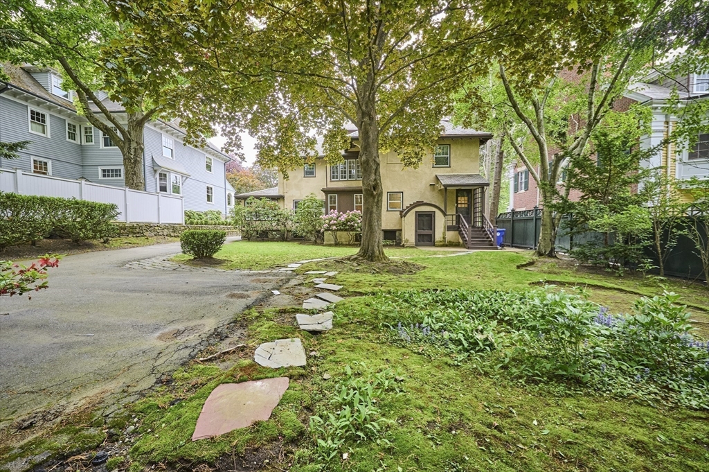 92 Dean Road Brookline, MA 02445 - Photo 36 of 42