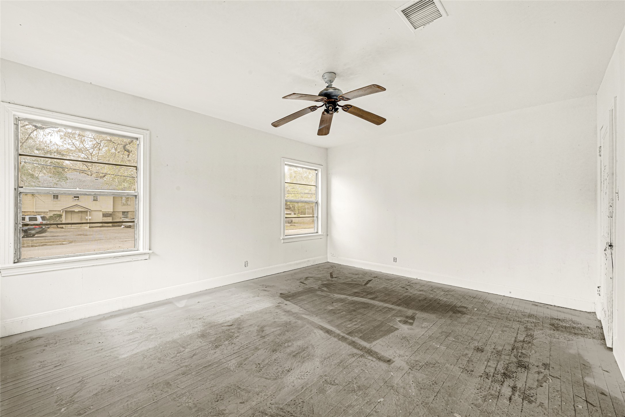 1202 North Roberson Street Conroe, TX 77301 - Photo 23 of 50 Bedroom additional angle with ceiling fan