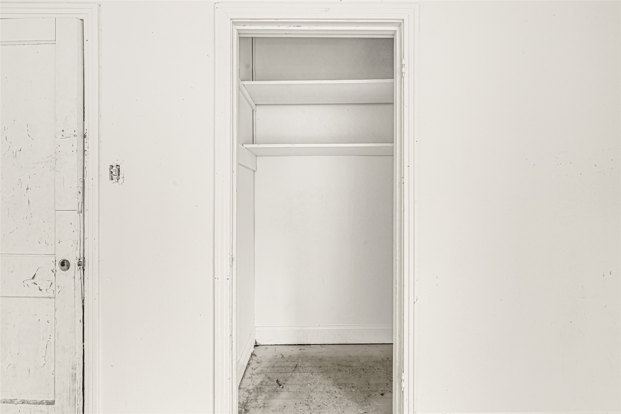 1202 North Roberson Street Conroe, TX 77301 - Photo 24 of 50 Closet with hanging rod and shelf