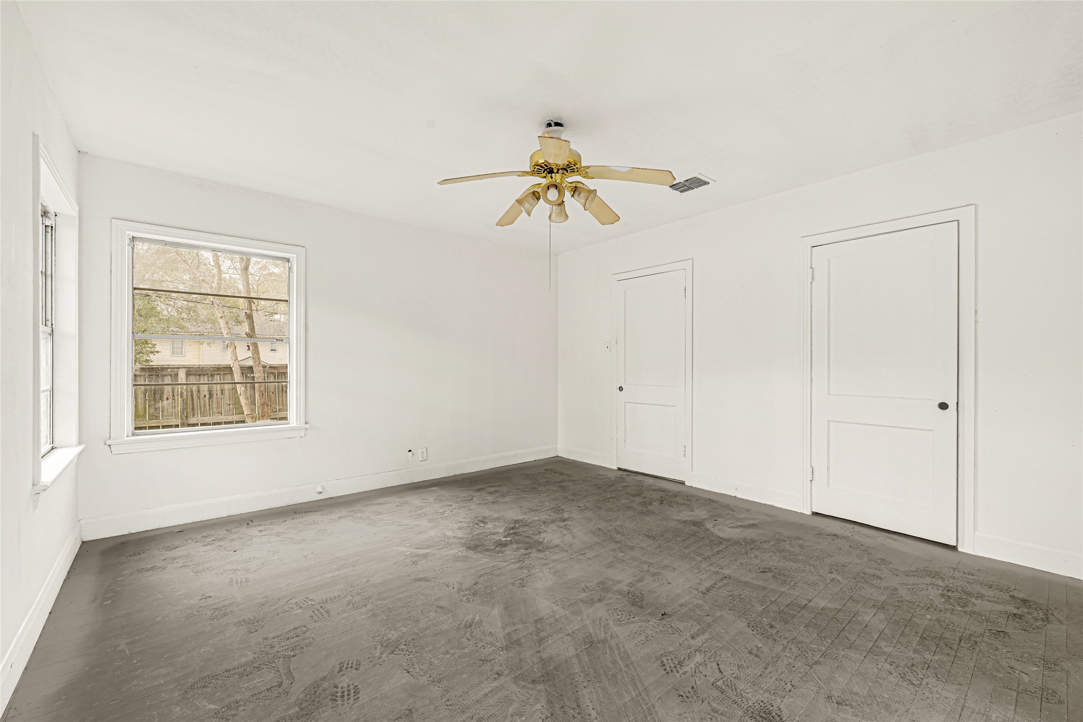1202 North Roberson Street Conroe, TX 77301 - Photo 29 of 50 Bedroom alternate view with ceiling fan