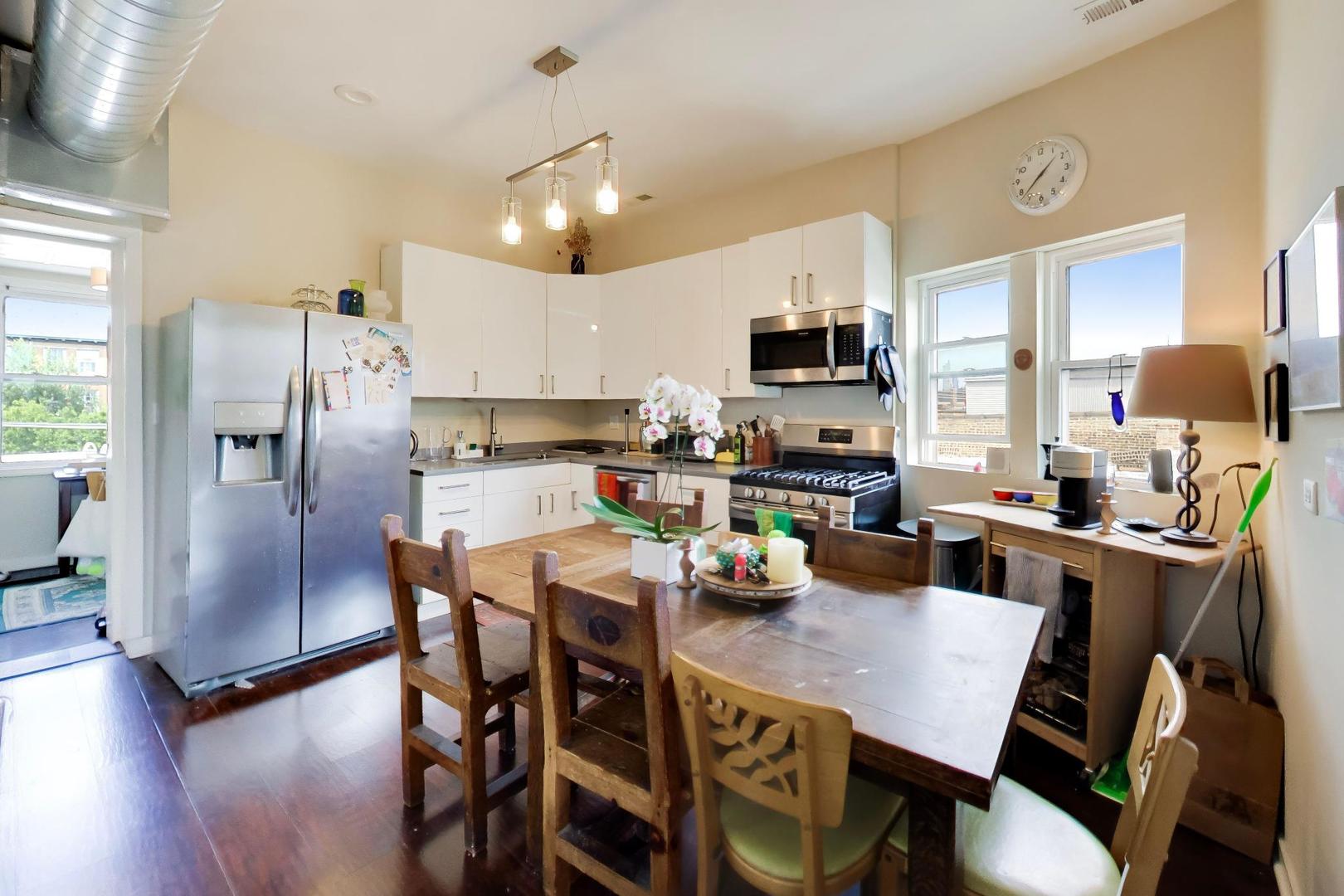 1418 West 18th Street, Unit 3 Chicago, IL 60608 - Photo 6 of 20