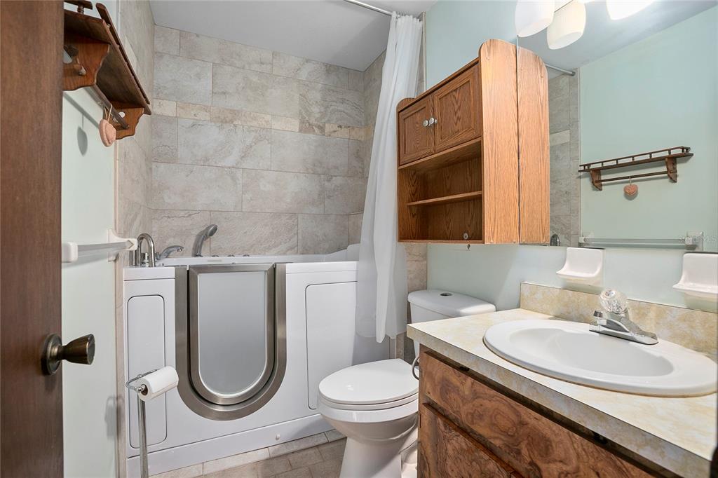 441 East Kicklighter Road Lake Helen, FL 32744 - Photo 13 of 25 Gallery Image 13