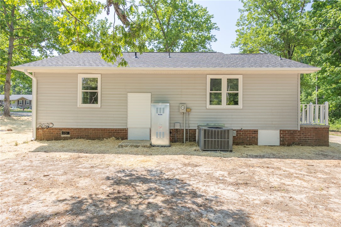 113 Linda Lane Honea Path, SC 29654 - Photo 34 of 36 This charming home offers a quiet retreat with a well-maintained exterior and surrounding natural beauty.