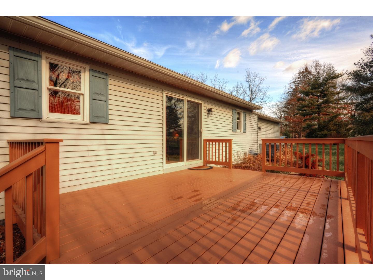 536 Gruber Road Harleysville, PA 19438 - Photo 4 of 20 Deck