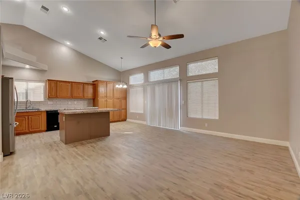 $2,225 | 852 Coastal Beach Road, Henderson, NV 89002