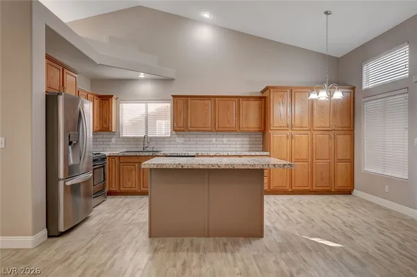 $2,225 | 852 Coastal Beach Road, Henderson, NV 89002