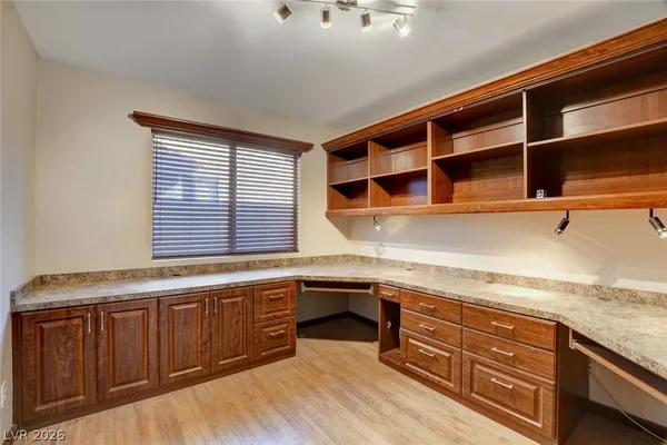 $2,225 | 852 Coastal Beach Road, Henderson, NV 89002