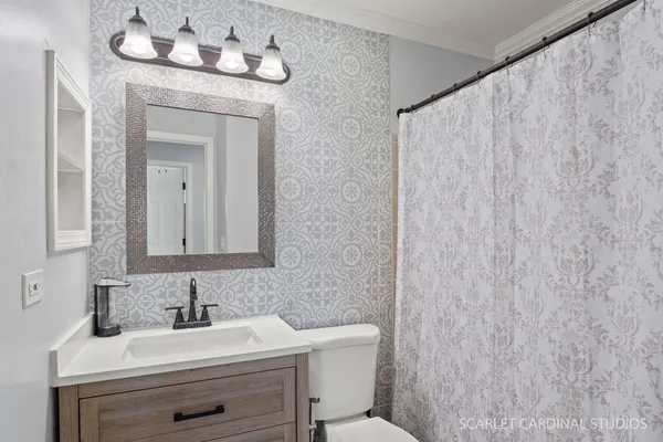 $524,900 | 20 Shore Drive, Schaumburg, IL 60193