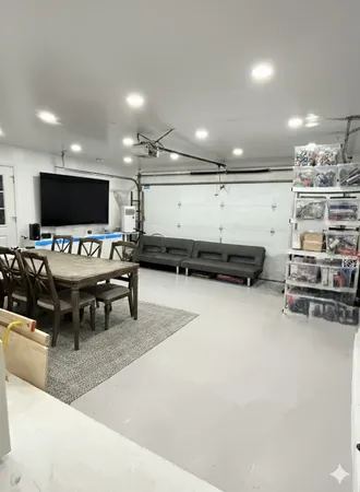 $524,900 | 20 Shore Drive, Schaumburg, IL 60193