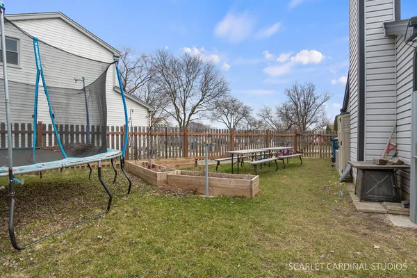 $524,900 | 20 Shore Drive, Schaumburg, IL 60193