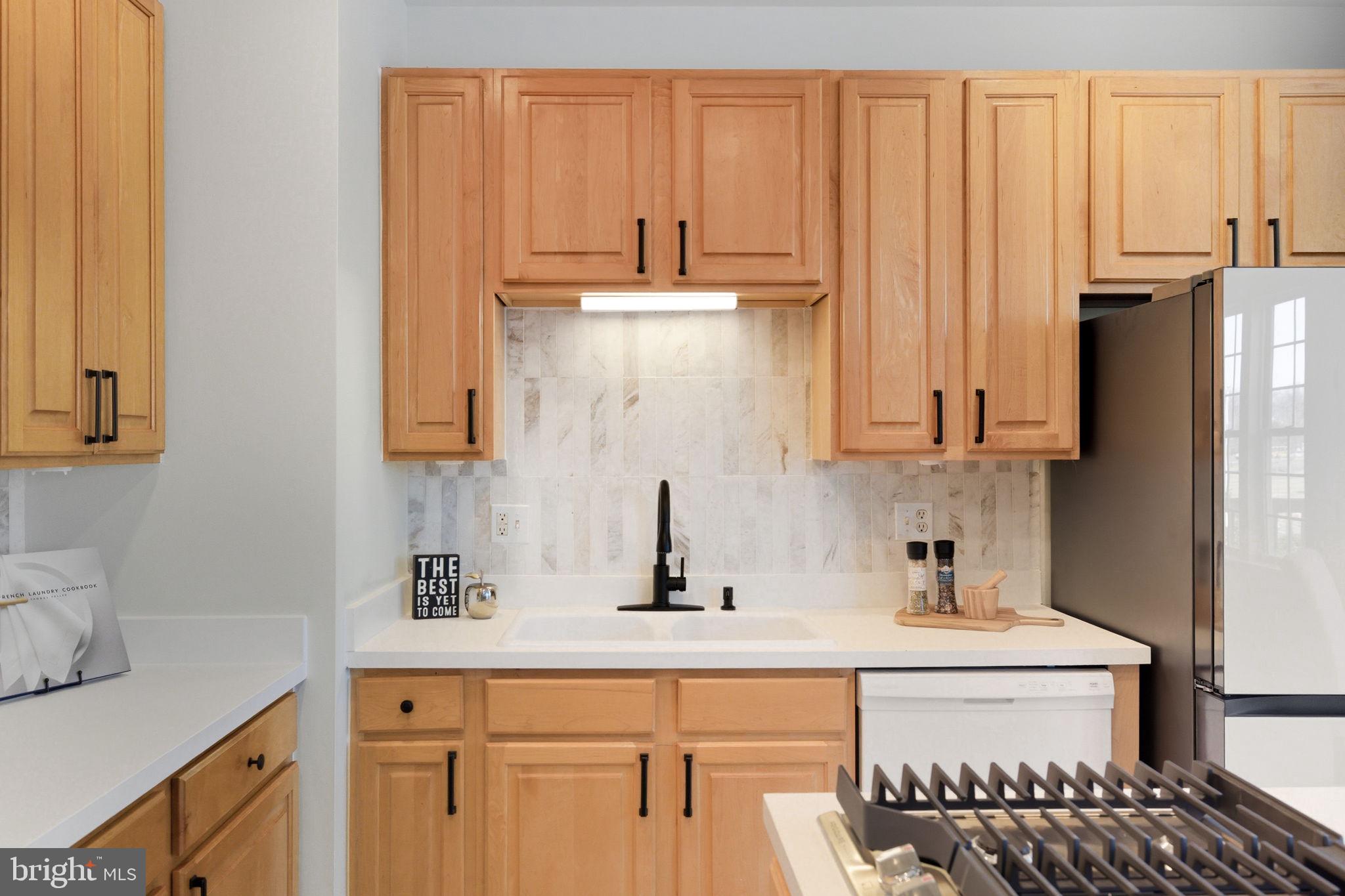 601 Springhouse Square Southeast Leesburg, VA 20175 - Photo 27 of 90 Brand new dishwasher