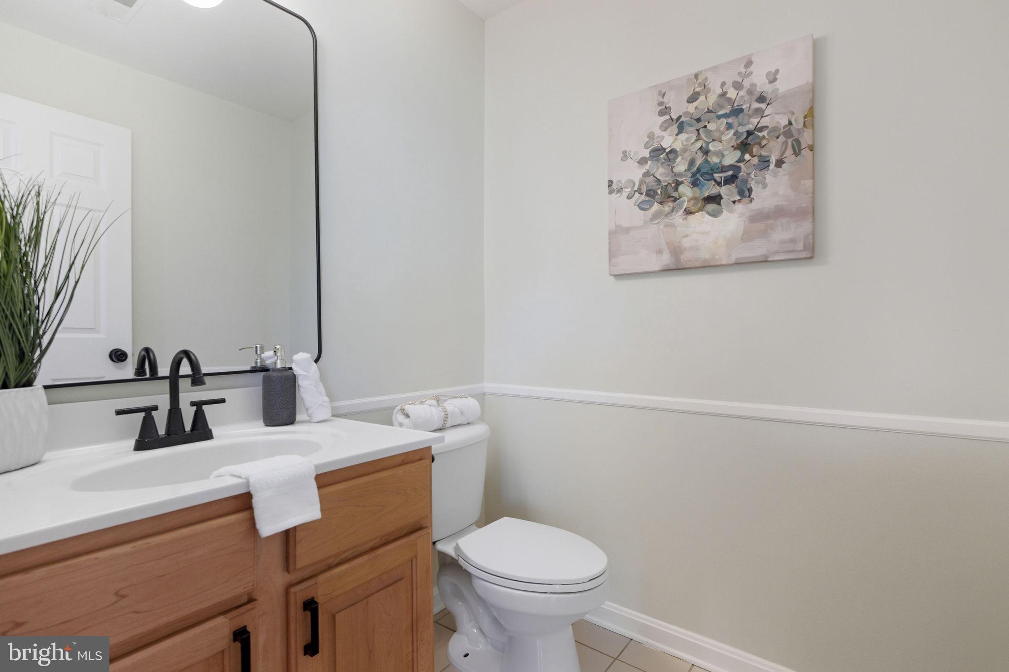 601 Springhouse Square Southeast Leesburg, VA 20175 - Photo 76 of 90 Lower-Level half bathroom