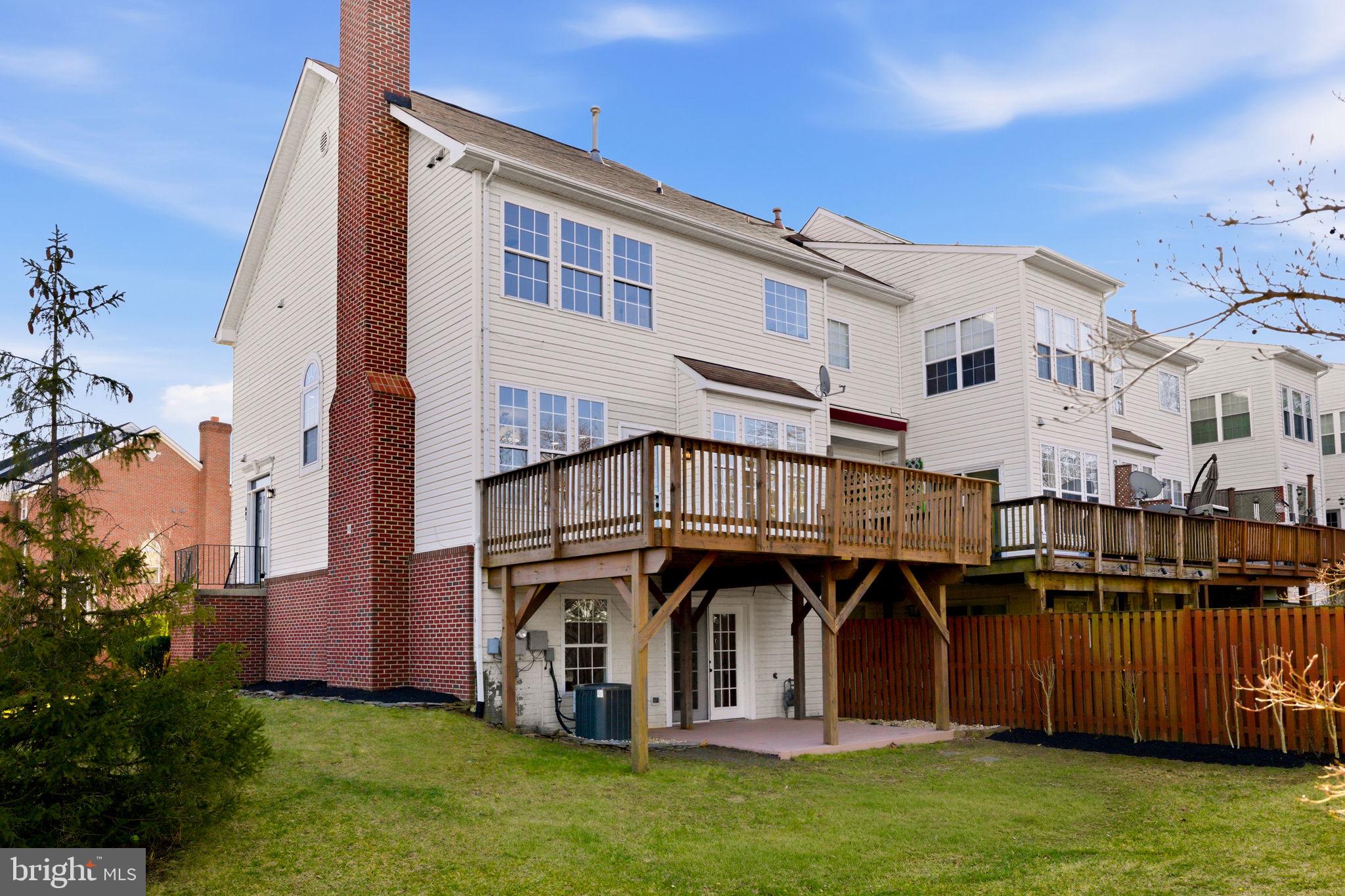 601 Springhouse Square Southeast Leesburg, VA 20175 - Photo 82 of 90