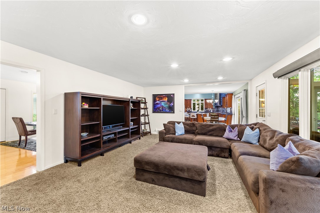 29526 Bryce Road Cleveland, OH 44124 - Photo 11 of 46 Gallery Image 11