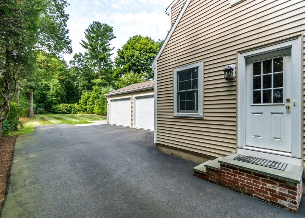 28 Hemlock Street Needham, MA 02492 - Photo 19 of 24 Gallery Image 19
