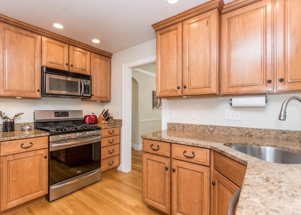 28 Hemlock Street Needham, MA 02492 - Photo 7 of 24 Gallery Image 7