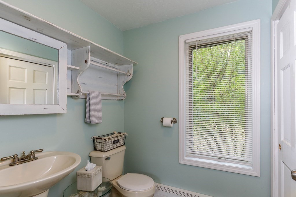 58 Rice Road Templeton, MA 01468 - Photo 13 of 30