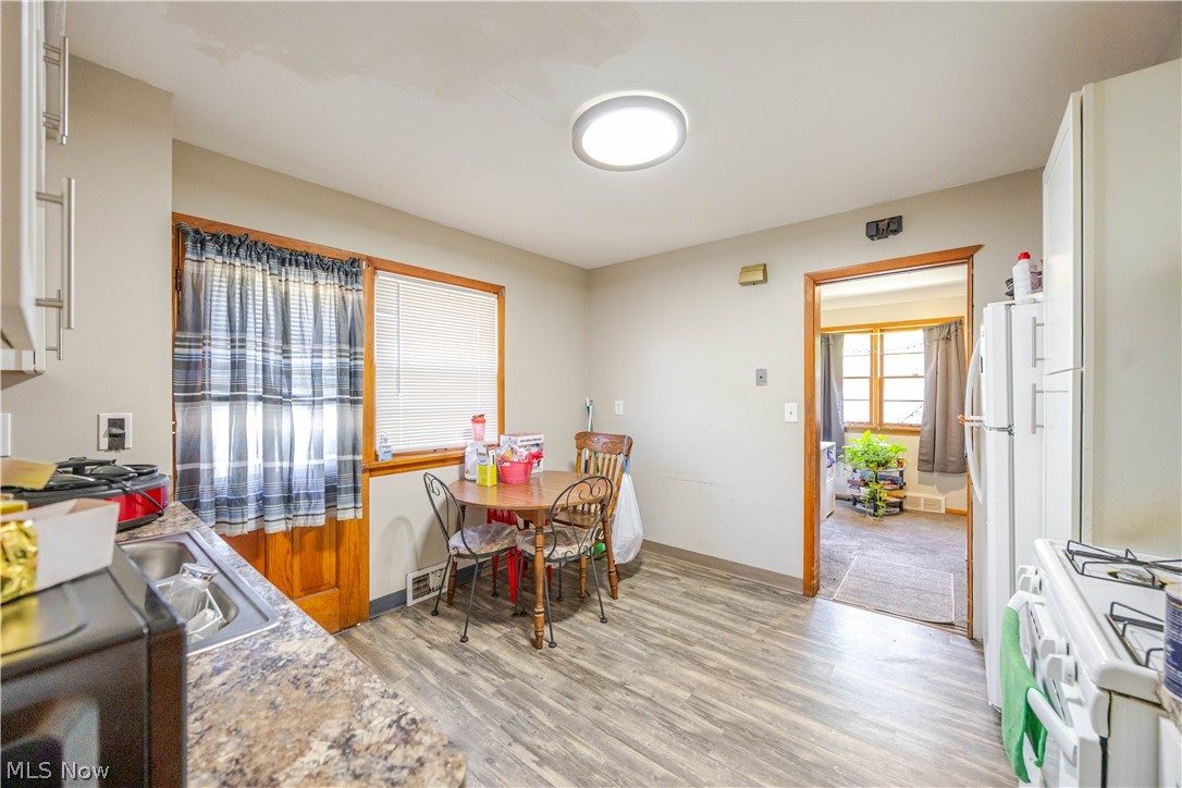 3825 Mayfield Road Cleveland Heights, OH 44121 - Photo 5 of 27
