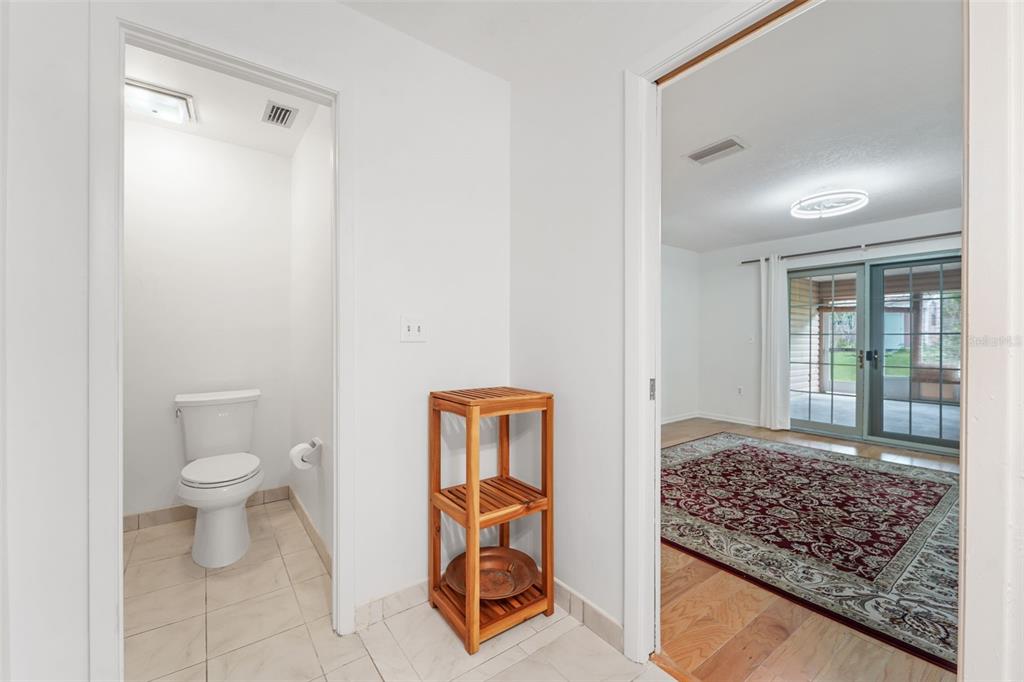 2007 Golf View Drive Dunedin, FL 34698 - Photo 14 of 39 a bathroom with a toilet