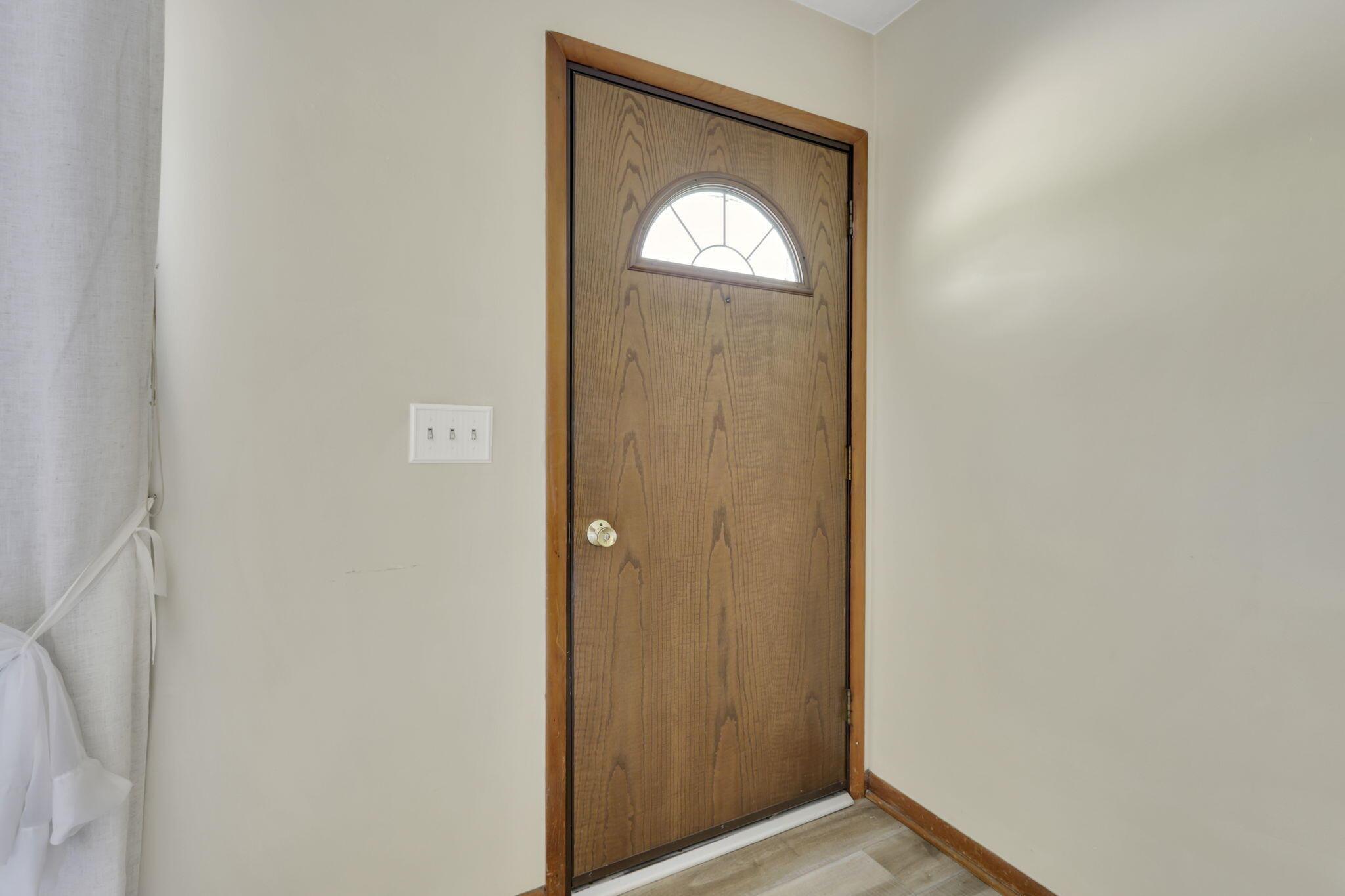 3842 Brook Road Northwest Lancaster, OH 43130 - Photo 5 of 52 5-web-or-mls-_MG_9510