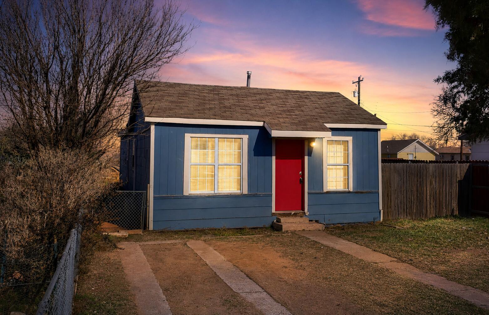 2824 Bates Street Lubbock, TX 79415 - Photo 1 of 20 Front