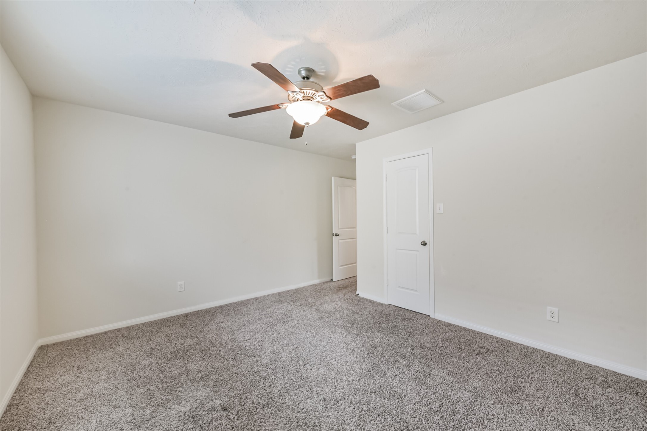 2142 Tandy Park Way Houston, TX 77047 - Photo 26 of 35 a view of an empty room