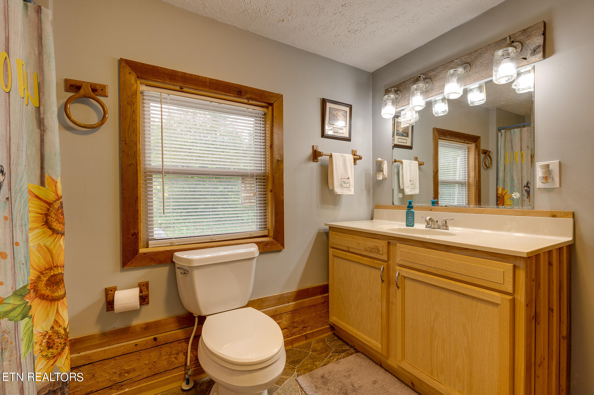150 Bill Hamby Road Lancing, TN 37770 - Photo 29 of 54 Full bathroom Upstairs
