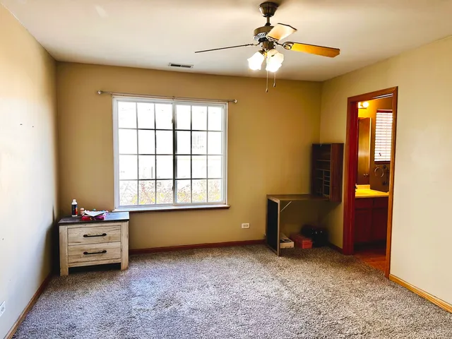 $270,000 | 1851 Indian Hill Lane, Aurora, IL 60503