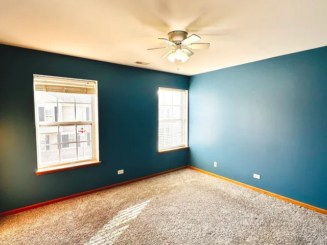 $270,000 | 1851 Indian Hill Lane, Aurora, IL 60503