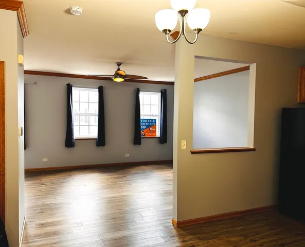 $270,000 | 1851 Indian Hill Lane, Aurora, IL 60503