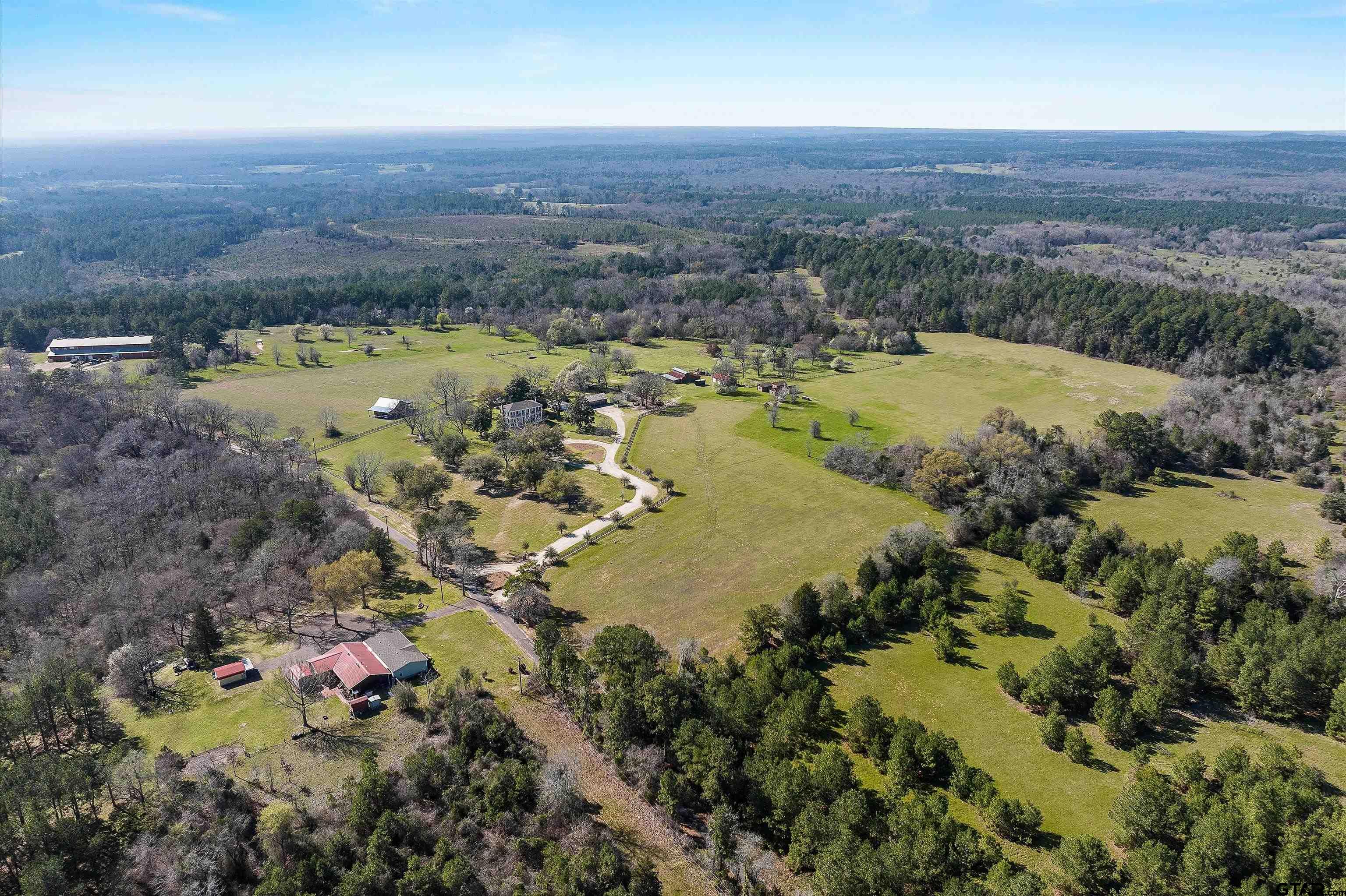 11992 County Road 4233 Cushing, TX 75760 - Photo 32 of 48 a view of a city with ocean