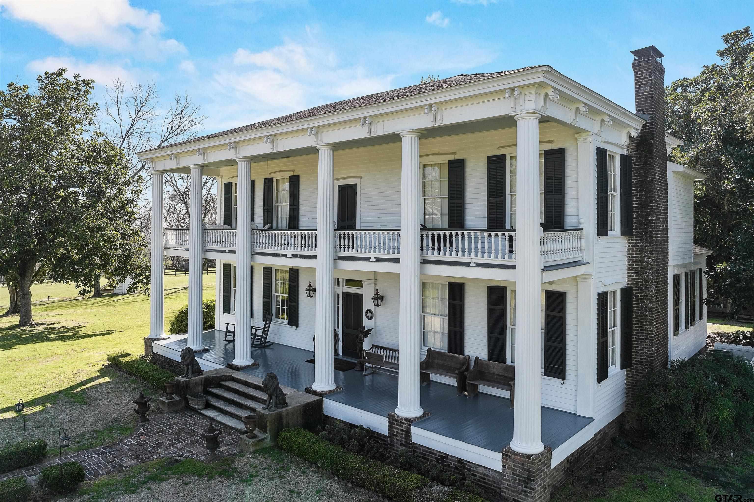11992 County Road 4233 Cushing, TX 75760 - Photo 37 of 48 a front view of a house with a yard balcony