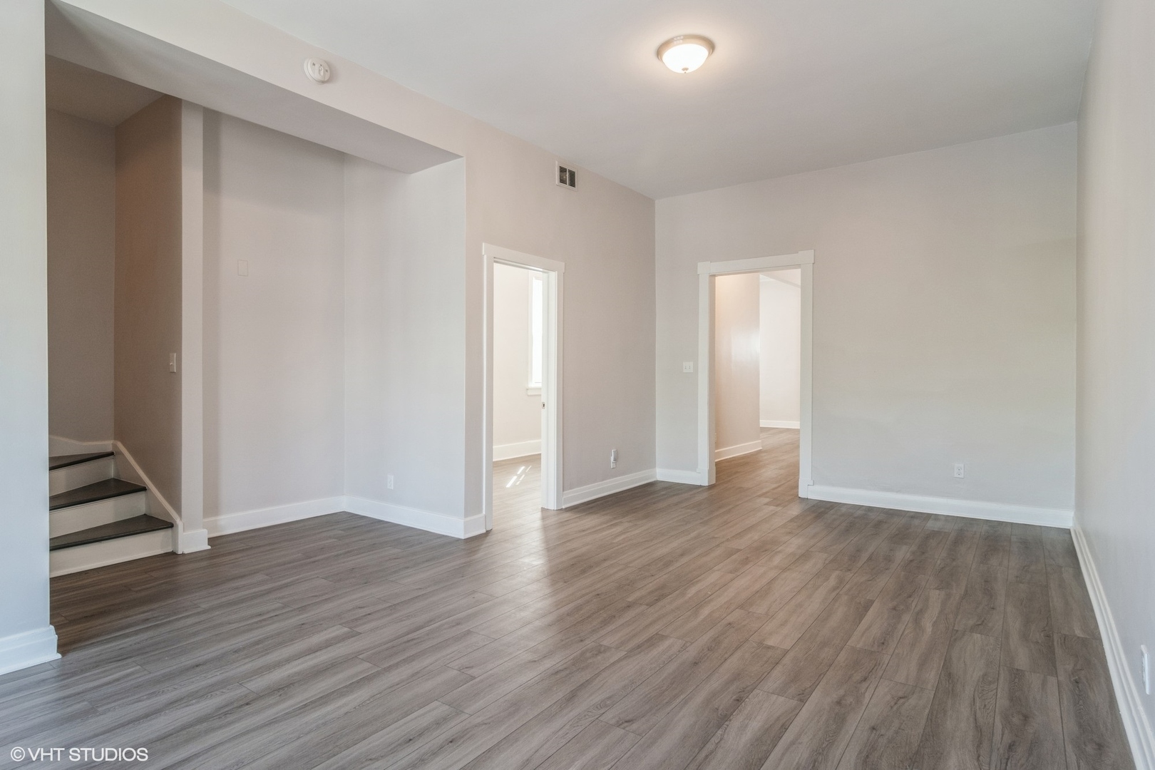 2909 North Ridgeway Avenue Chicago, IL 60618 - Photo 19 of 46